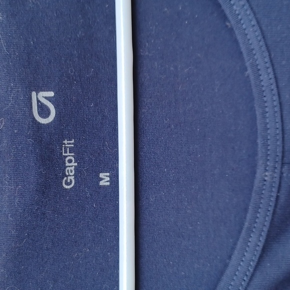 GAP FIT Sleeveless Twist Top Sz M - Picture 4 of 5